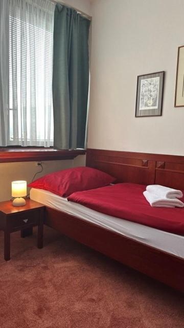 博特酒店 Považská Bystrica 外观 照片