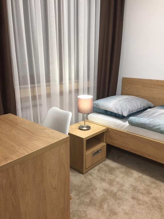 博特酒店 Považská Bystrica 外观 照片